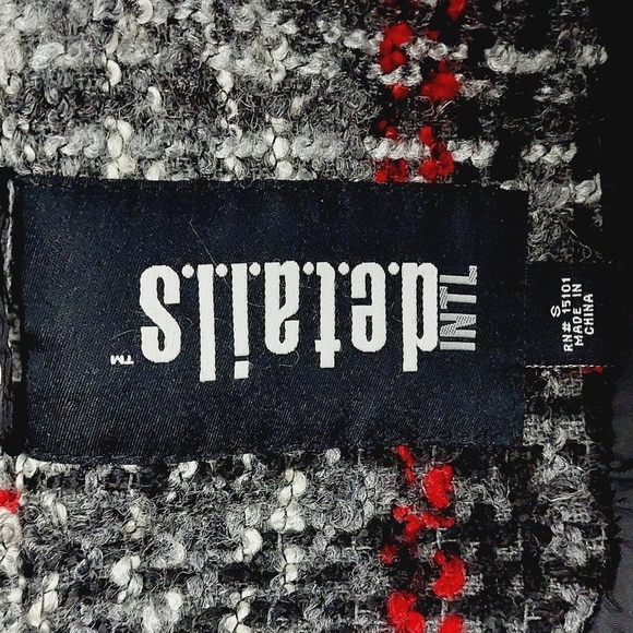 INTL d.e.t.a.i.l.s Red Gray Black Plaid Button Up Winter Pea Coat Z54 - Picture 5 of 7